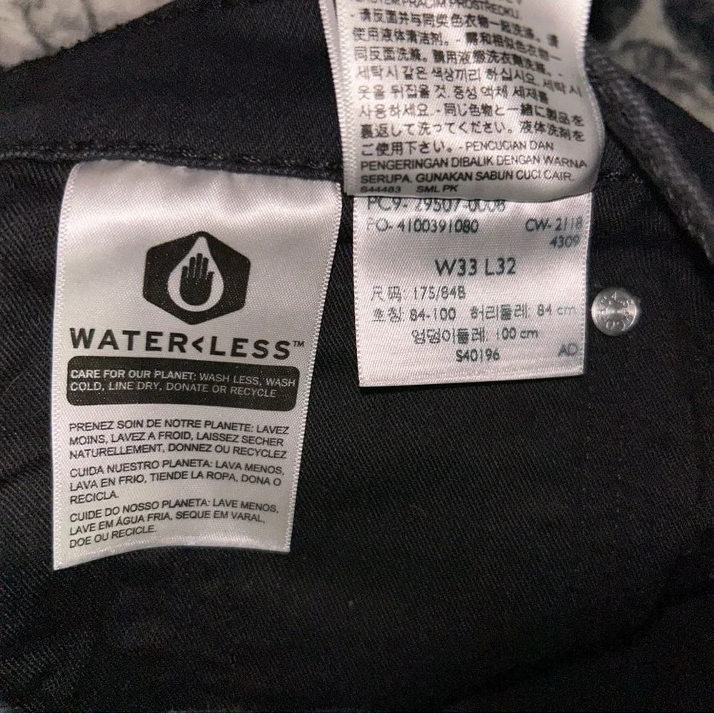 Levi's Men's Black 502 Straight Jeans